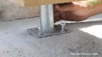 Vignette de l'article : La fixation du pied de poteau dans le béton