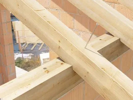 FBB10x : Fixation des chevrons