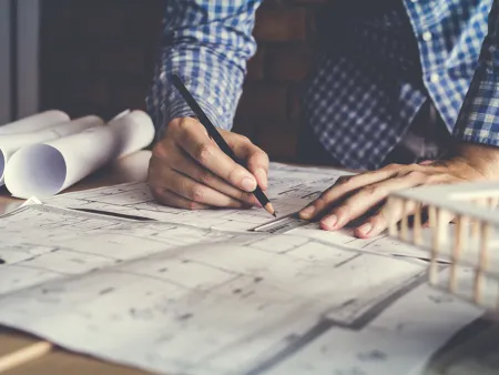 Dessiner soi-même son plan ou faire appel à un professionnel : un choix à faire