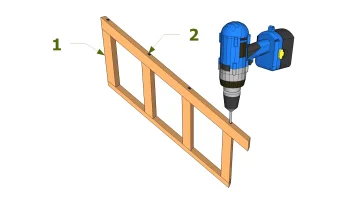 Assembler et fixer les modules de chevrons de gradin en dehors de la charpente